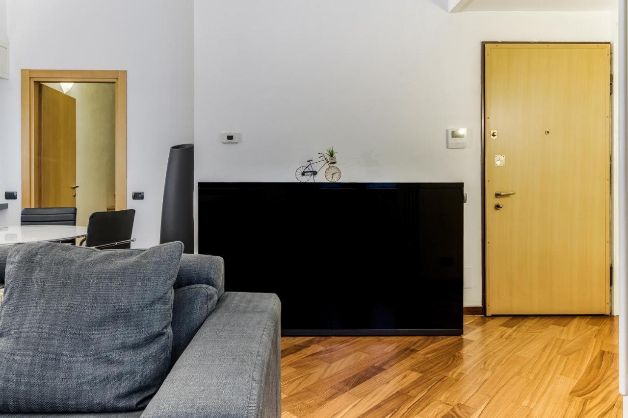Beplace Apartments In Dateo Milan Bagian luar foto